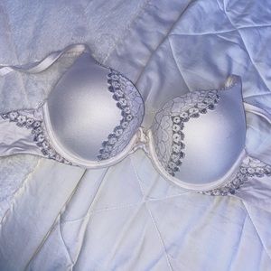 victoria’s secret bra